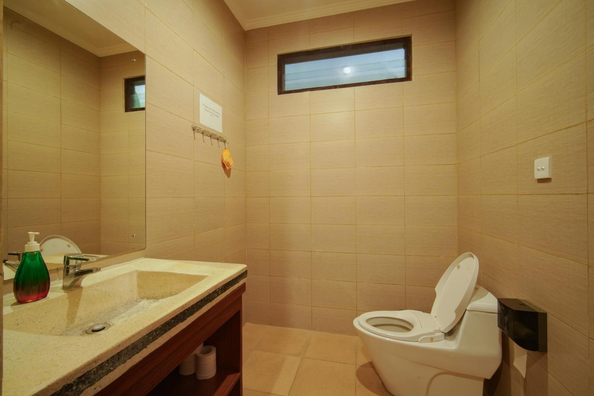 Canggu Bagus Guest House Buitenkant foto