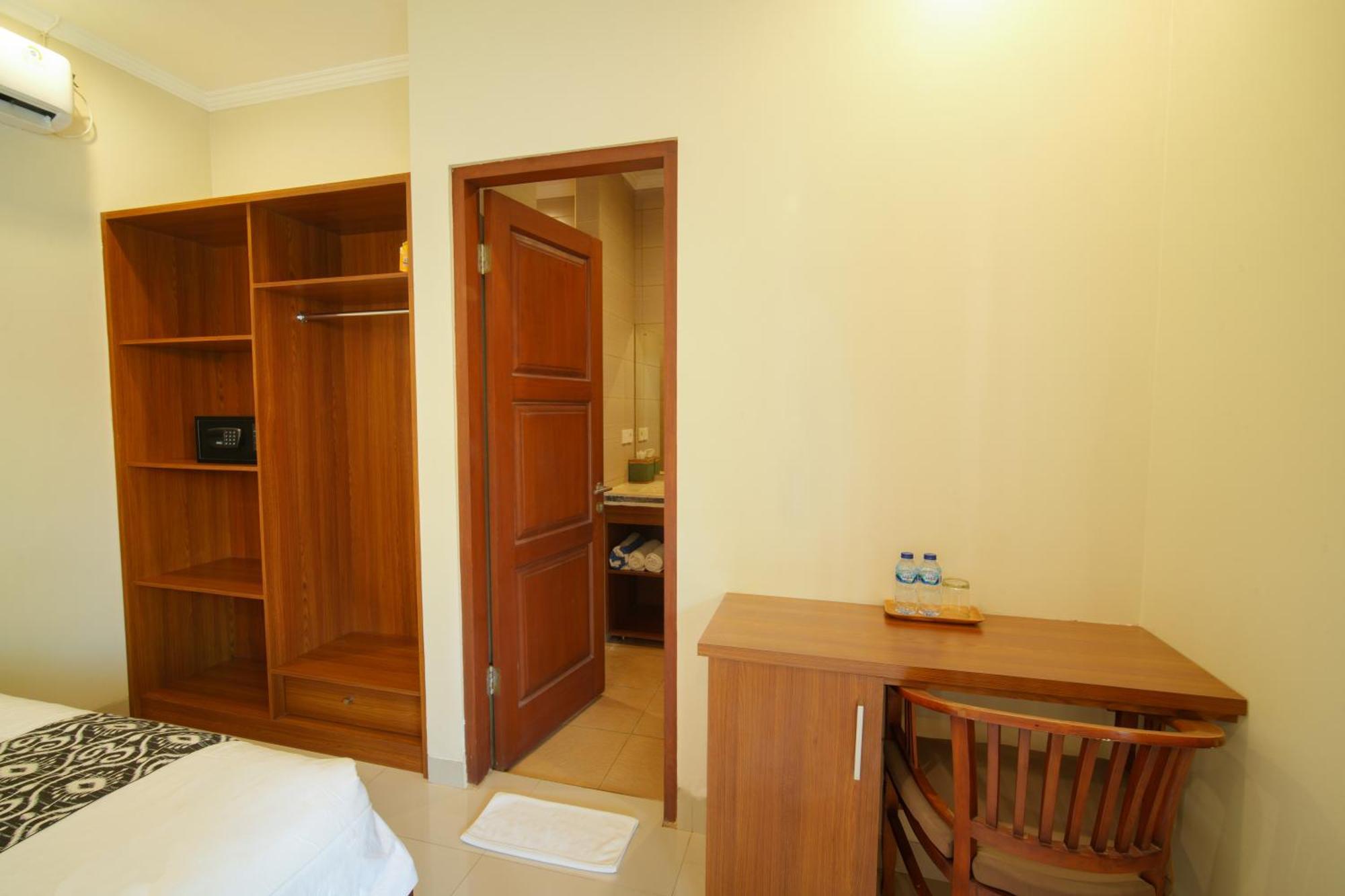 Canggu Bagus Guest House Buitenkant foto