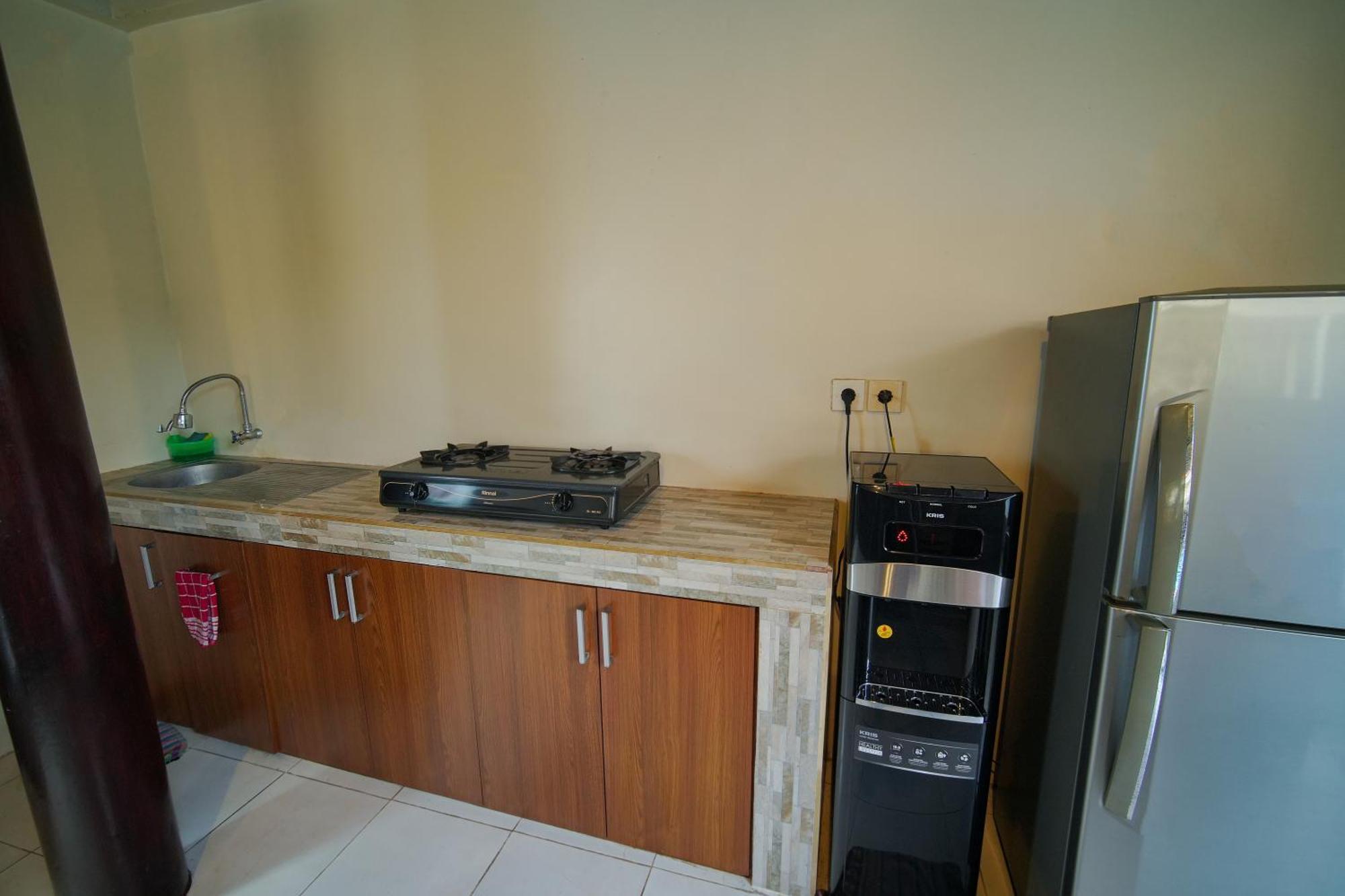 Canggu Bagus Guest House Buitenkant foto